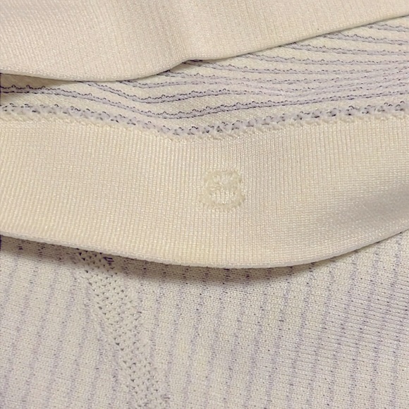 Lululemon swiftly tech short sleeve stretchy T-shirt, neon yellow, size 8 - Picture 4 of 13